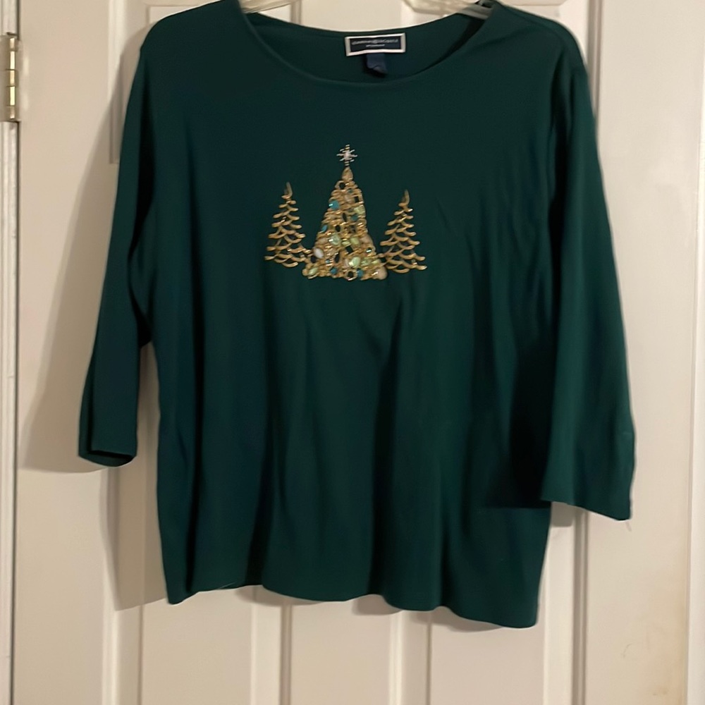 Beautiful Christmas shirt 2X KarenScott women.  No ugly Christmas shirt.
